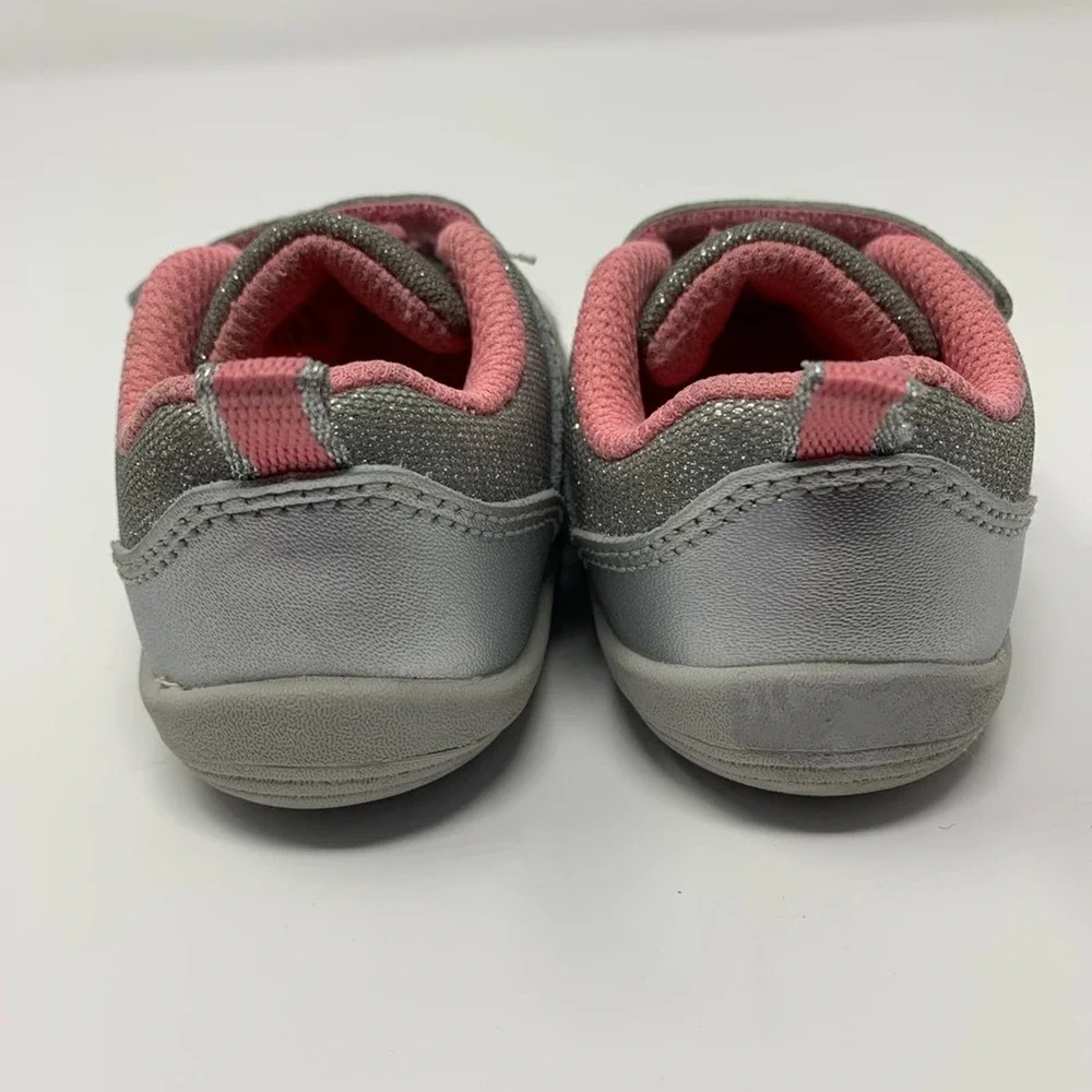 Tucker +‎ Tate silver sparkly sneaker size 3
